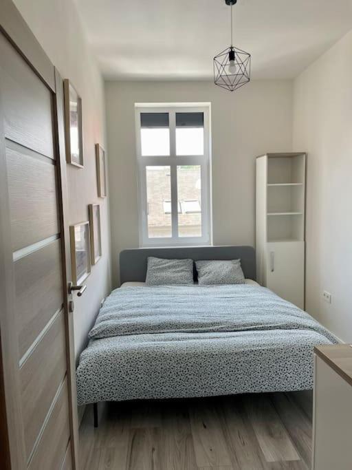 Lovely 2-Bedroom Apartment In Centre Of Братислава Екстериор снимка