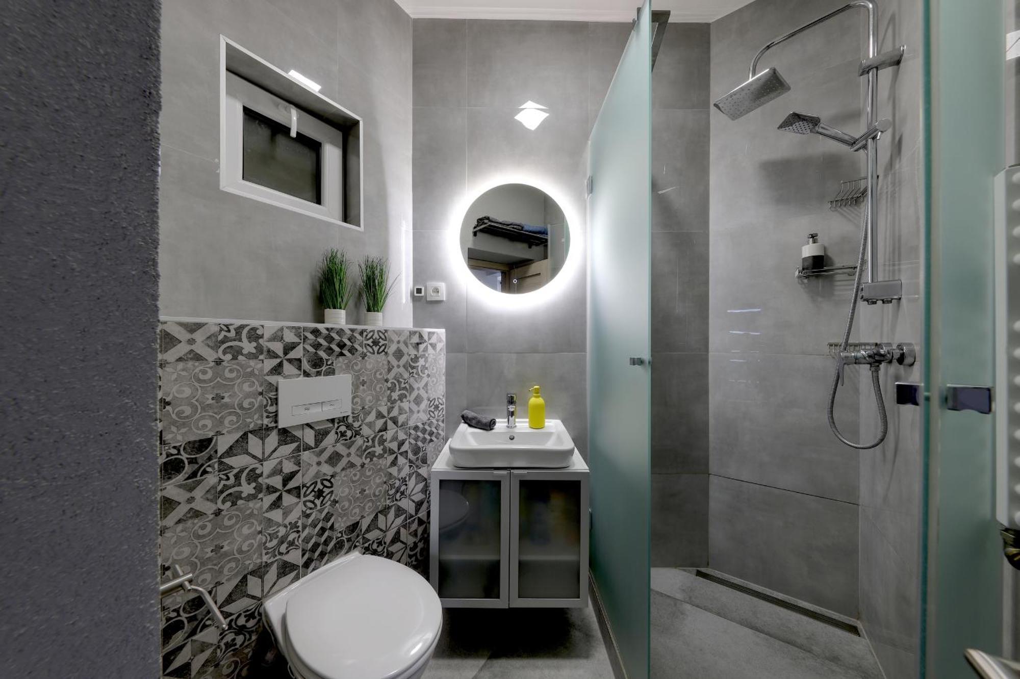 Lovely 2-Bedroom Apartment In Centre Of Братислава Екстериор снимка